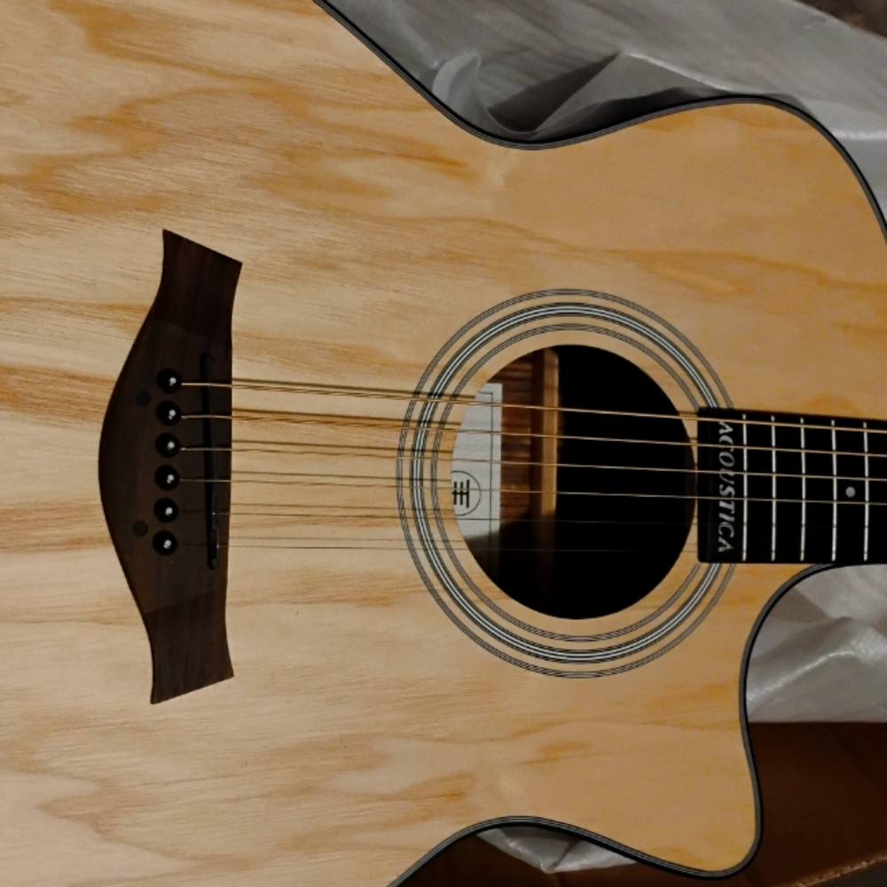 Kadence Guitar (Acoustic/Electric)